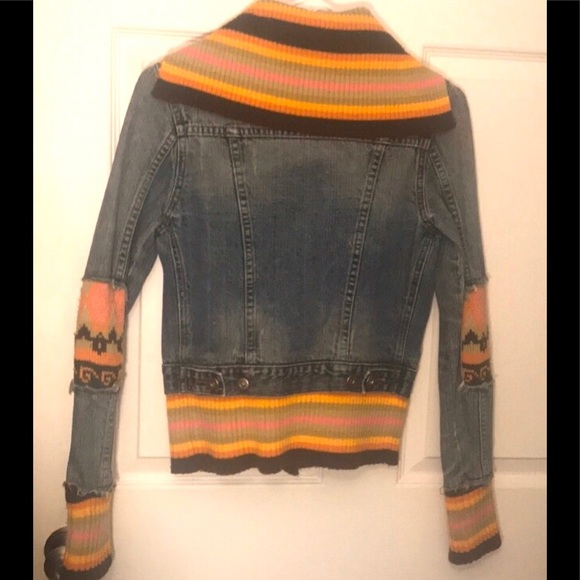 Stylish Denim Jacket - Picture 6 of 6